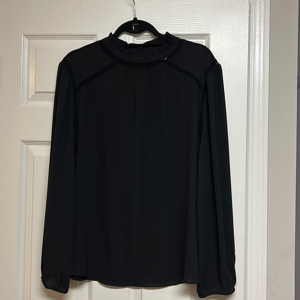 Black long sleeve loft top